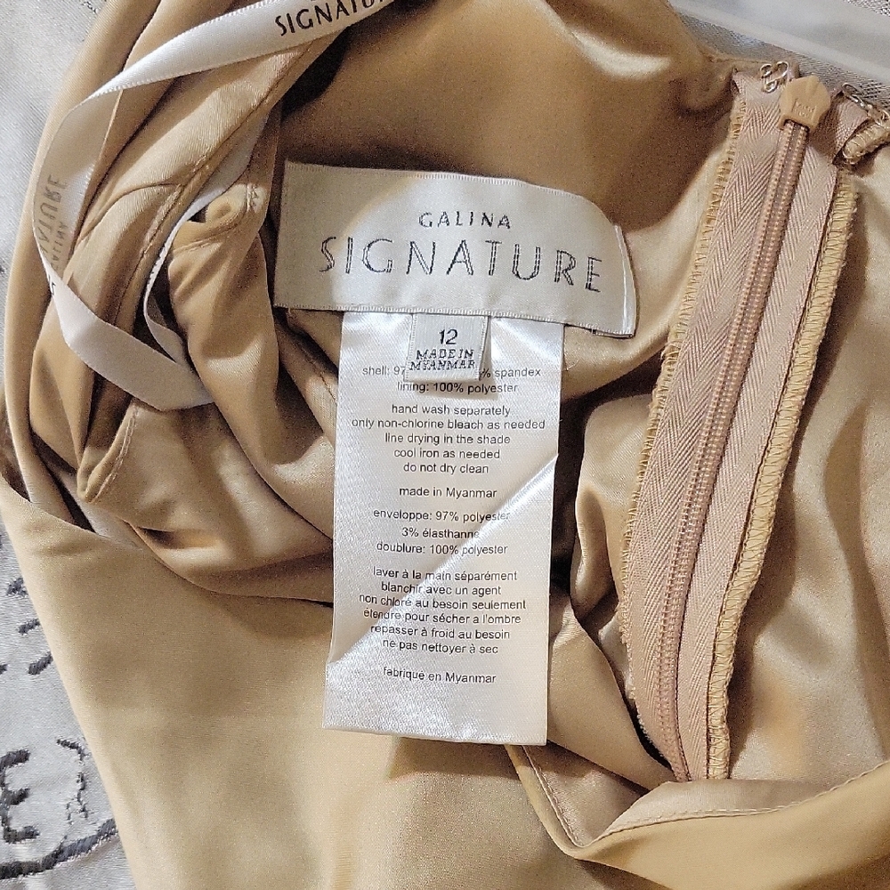 Signature Gold Ruched One Shoulder Gown - Picture 5 of 5